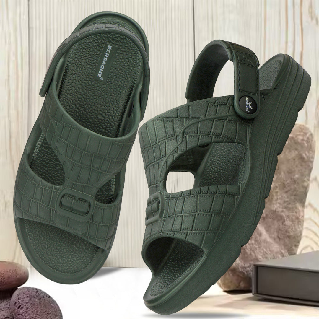 Bersache Extra Soft Classic Casual with Regular wear with Ultra Soft & Flexibility Technology clog For Men's & Boy's-(-Black-6270) .
