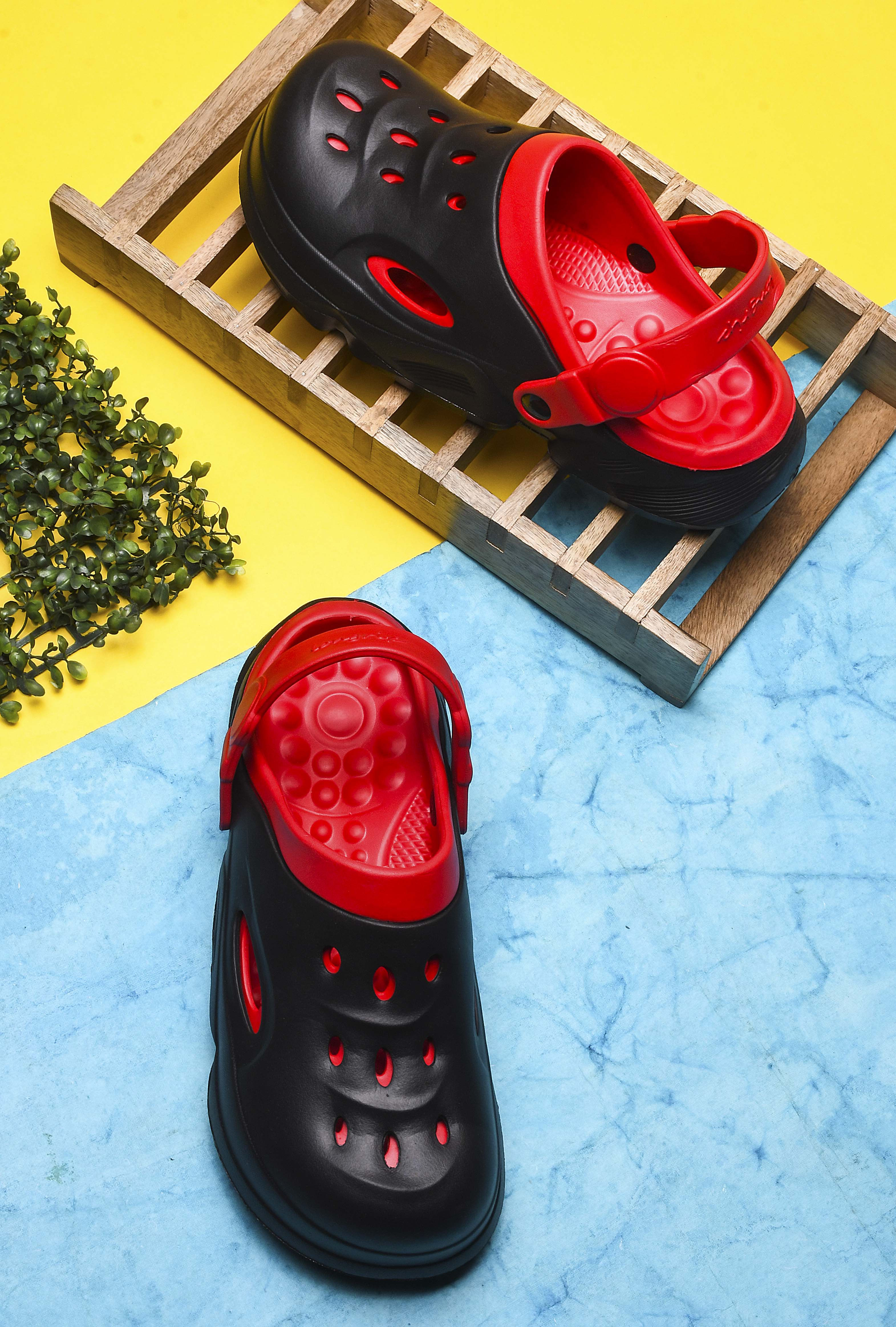 Bersache Extra Soft Classic Casual with Regular wear with Ultra Soft & Flexibility Technology Clogs for Men's & Boy's-red-6032