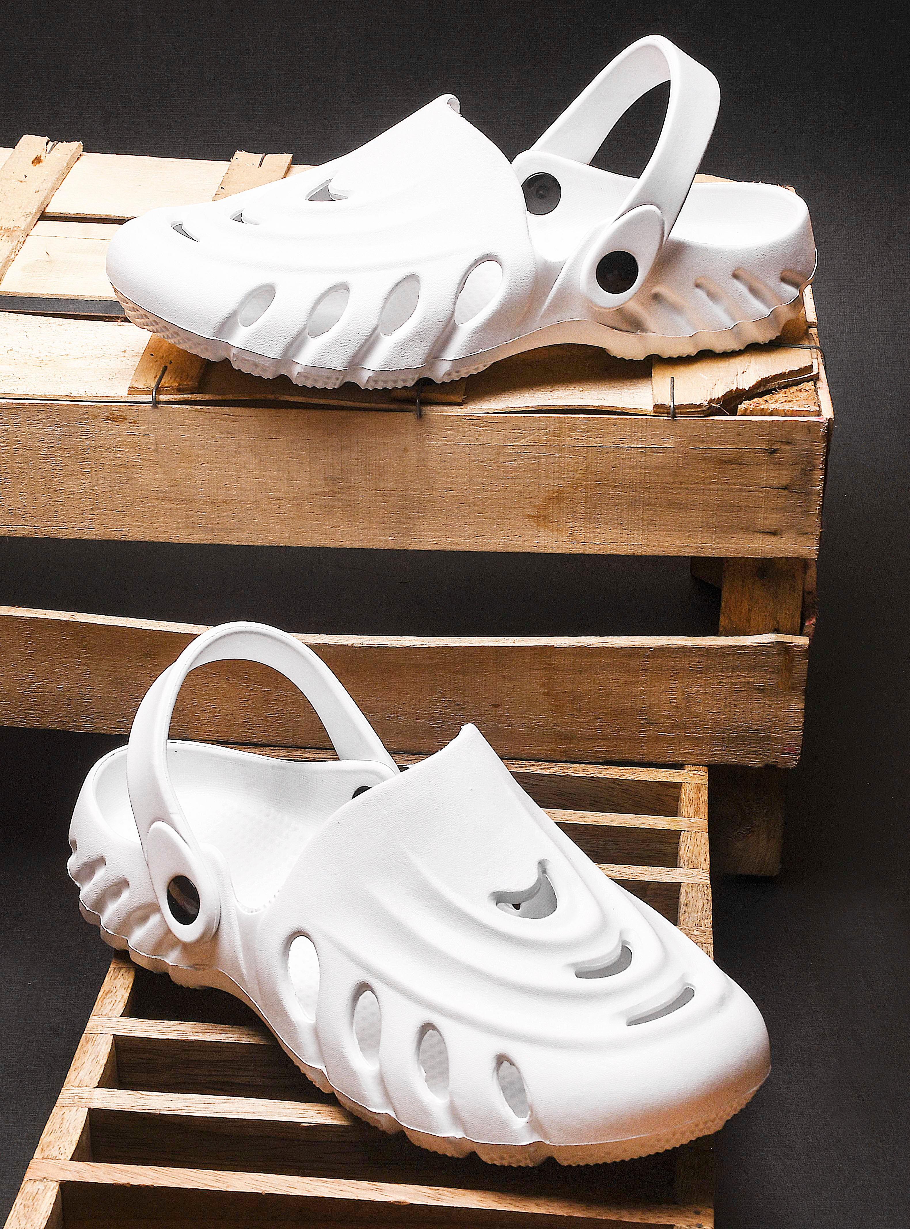 Bersache Extra Soft Classic Casual with Back Strap Regular wear with Ultra Soft & Flexibility Technology Flip-Flop for Men's/ Boy's-White-6069