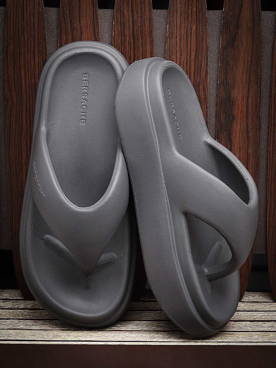 Bersache Extra Soft Classic Casual with Regular wear with Ultra Soft & Flexibility Technology Flip-Flop For women's/Girl's-(6110-Grey)