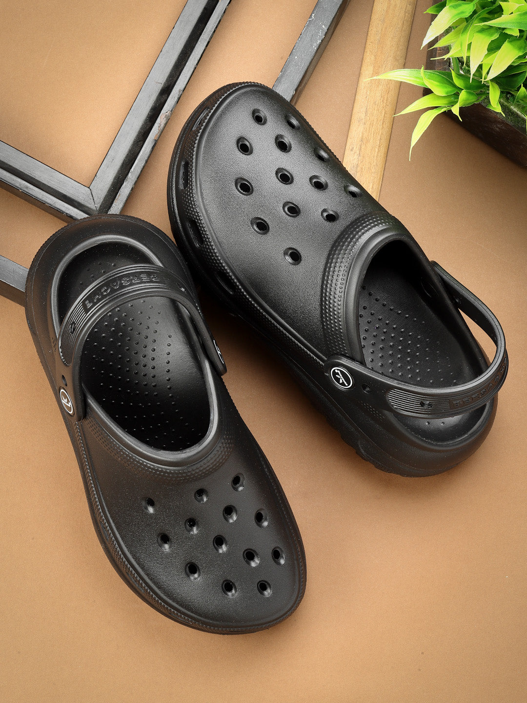 Bersache Extra Soft Classic Casual with Regular wear with Ultra Soft & Flexibility Technology Flip Flop For women's/Girl's-Black-6130